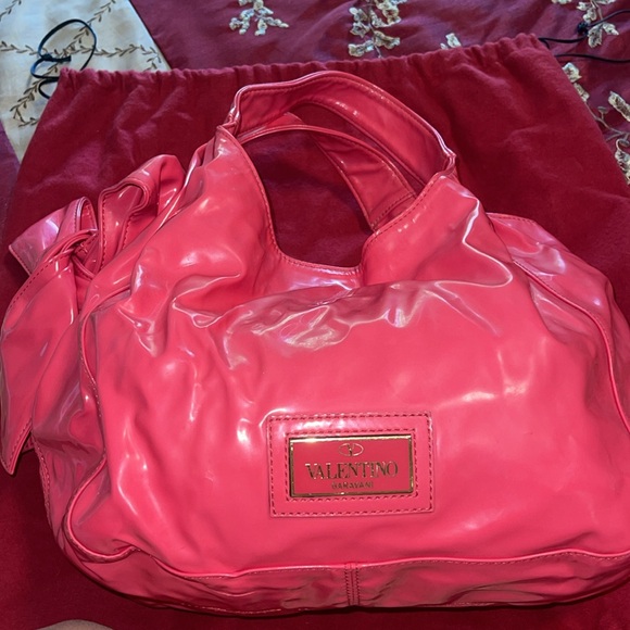 Valentino Bow 🎀 Tote bag in Coral